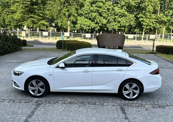 Opel Insignia cena 59900 przebieg: 207000, rok produkcji 2018 z Pszczyna małe 667